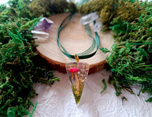Load image into Gallery viewer, Amanita pendulum pendant