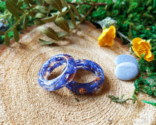 Load image into Gallery viewer, Cornflower petal ring