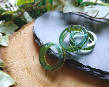 Load image into Gallery viewer, Fern leaf ring