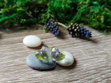 Load image into Gallery viewer, Floral heart stud earrings