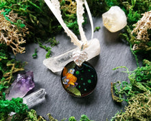 Load image into Gallery viewer, Floral moon pendant