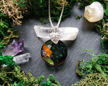 Load image into Gallery viewer, Floral moon pendant