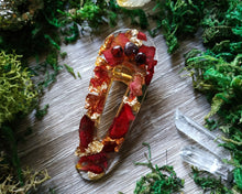 Load image into Gallery viewer, Hair clip with rose and garnet