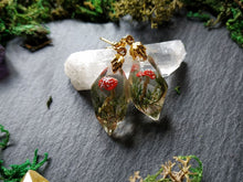 Load image into Gallery viewer, Amanita crystal earrings
