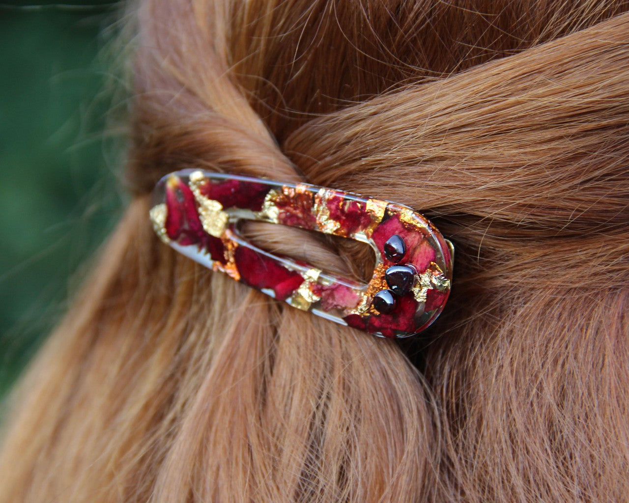 Hair clip with rose and garnet – Twignpetal